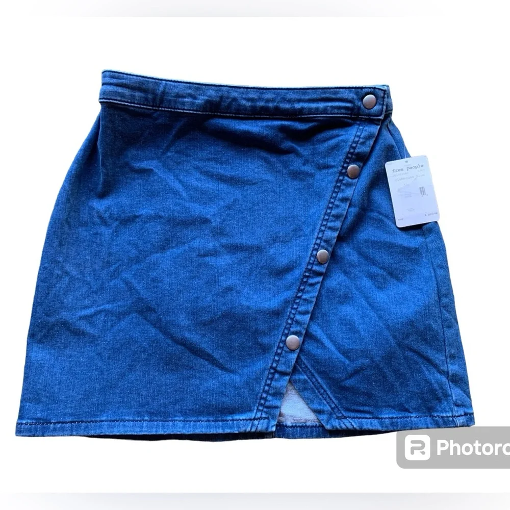 New We the Free womens denim medium wash mini skirt size 10 coastal cowgirl